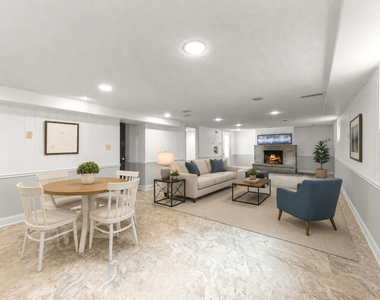 828 E 14th Street - Photo Thumbnail 29