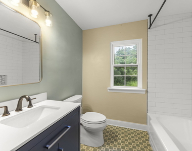 828 E 14th Street - Photo Thumbnail 26