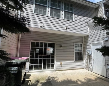 4645 Valais Court - Photo Thumbnail 20