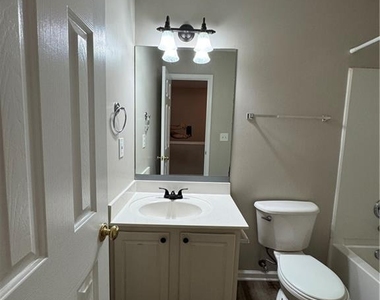 4645 Valais Court - Photo Thumbnail 14