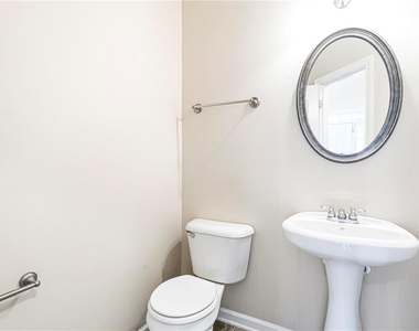 1807 Preserve Creek Way - Photo Thumbnail 13
