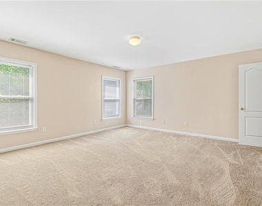 1807 Preserve Creek Way - Photo Thumbnail 19