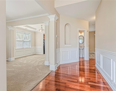 1807 Preserve Creek Way - Photo Thumbnail 3