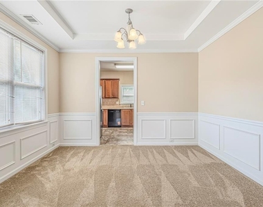 1807 Preserve Creek Way - Photo Thumbnail 5