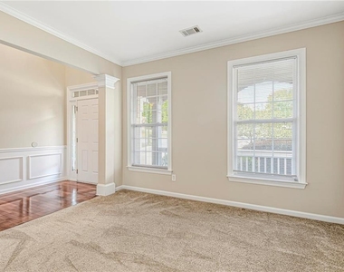 1807 Preserve Creek Way - Photo Thumbnail 4