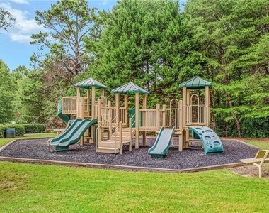 1807 Preserve Creek Way - Photo Thumbnail 30