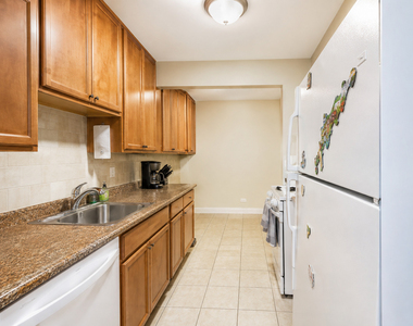 8 Oak Creek Drive - Photo Thumbnail 10