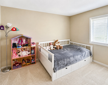 8 Oak Creek Drive - Photo Thumbnail 11