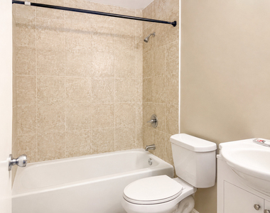 8 Oak Creek Drive - Photo Thumbnail 13