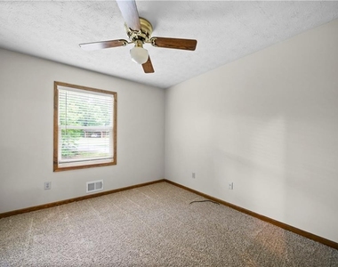 5405 Iris Drive Sw - Photo Thumbnail 13