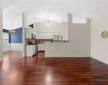 1755 Arborwood Drive - Photo Thumbnail 3