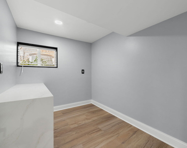 1327 Euclid Avenue - Photo Thumbnail 28