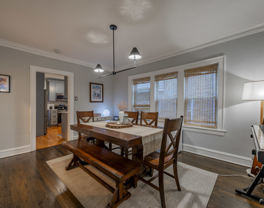 1318 Dewey Avenue - Photo Thumbnail 3