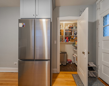 1318 Dewey Avenue - Photo Thumbnail 6