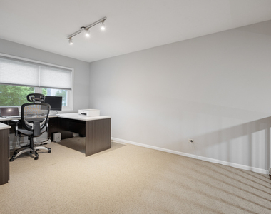 1347 Rose Boulevard - Photo Thumbnail 14