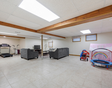 1347 Rose Boulevard - Photo Thumbnail 21