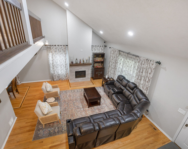 1347 Rose Boulevard - Photo Thumbnail 13