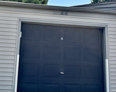 550 E Main Street - Photo Thumbnail 10
