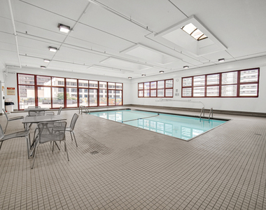200 N Dearborn Street - Photo Thumbnail 11