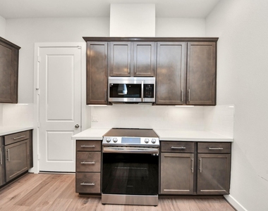 2319 Silva Park Lane - Photo Thumbnail 14