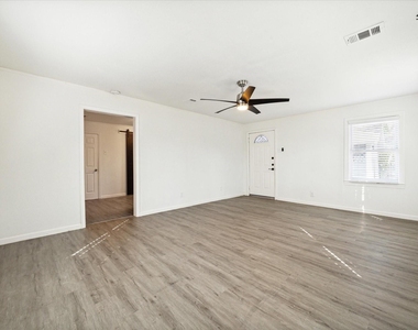 1147 Du Barry Lane - Photo Thumbnail 1
