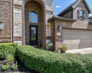 22126 Grand Mist Drive - Photo Thumbnail 3