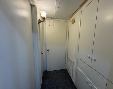 2601 Bellefontaine Street - Photo Thumbnail 16