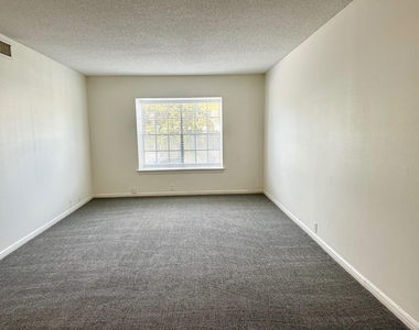 2601 Bellefontaine Street - Photo Thumbnail 13