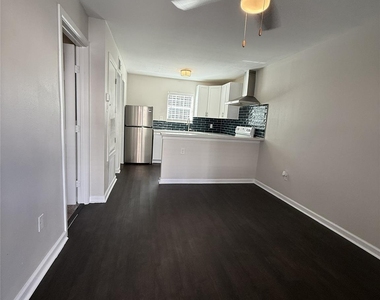 1824 Thonig Road - Photo Thumbnail 2