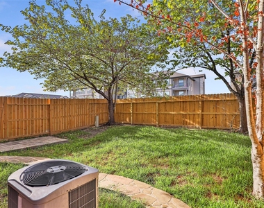 9016 Elm Drake Lane - Photo Thumbnail 27