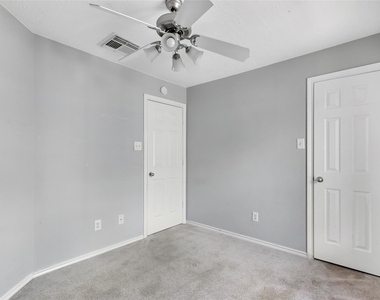 9016 Elm Drake Lane - Photo Thumbnail 17