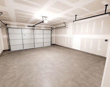 15674 Briar Forest Drive - Photo Thumbnail 23