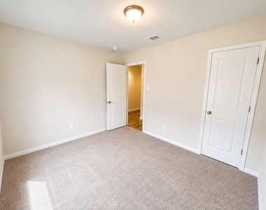 15674 Briar Forest Drive - Photo Thumbnail 17