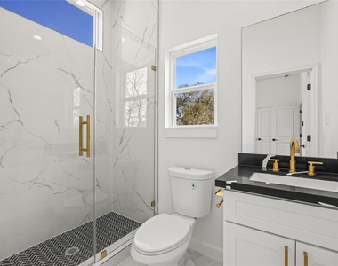 5110 Westover Street - Photo Thumbnail 12