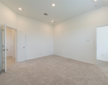 27006 Coco Flower Ln - Photo Thumbnail 32