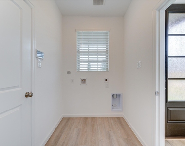27006 Coco Flower Ln - Photo Thumbnail 5
