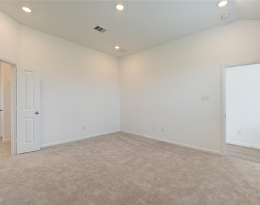 27006 Coco Flower Ln - Photo Thumbnail 31