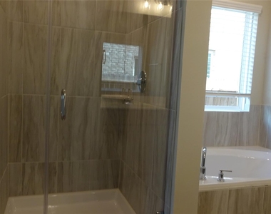 21614 Coral Mist Drive - Photo Thumbnail 12