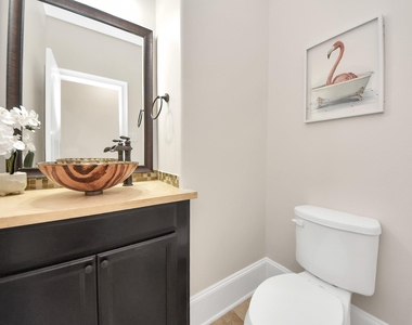 9815 Patricia Haven Lane - Photo Thumbnail 11