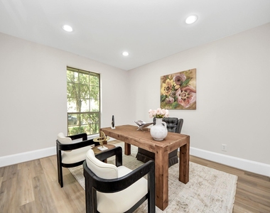 9815 Patricia Haven Lane - Photo Thumbnail 7