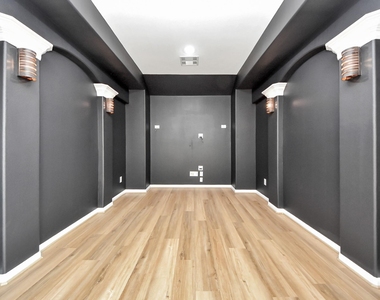 9815 Patricia Haven Lane - Photo Thumbnail 46