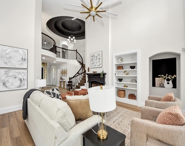 9815 Patricia Haven Lane - Photo Thumbnail 14