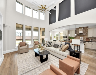9815 Patricia Haven Lane - Photo Thumbnail 15