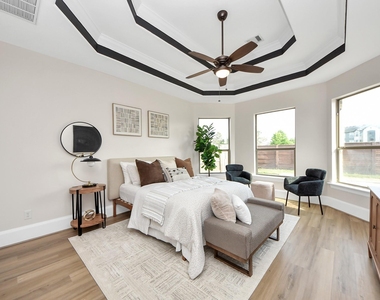 9815 Patricia Haven Lane - Photo Thumbnail 25