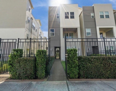 316 Jensen Drive - Photo Thumbnail 1