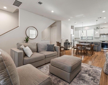 316 Jensen Drive - Photo Thumbnail 15