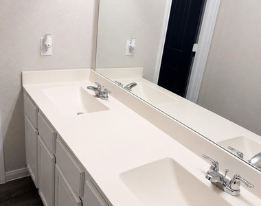 2291 Raider Drive - Photo Thumbnail 23