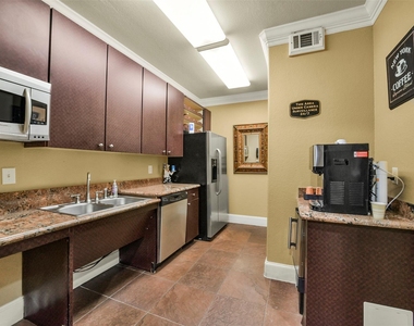 1711 Old Spanish Trail - Photo Thumbnail 19