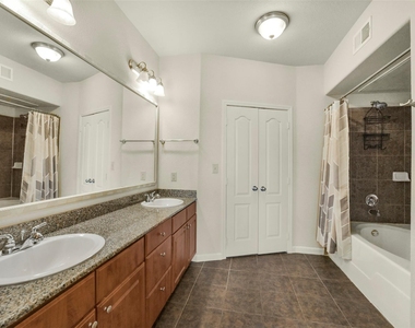 1711 Old Spanish Trail - Photo Thumbnail 10