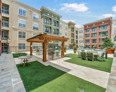 1711 Old Spanish Trail - Photo Thumbnail 22